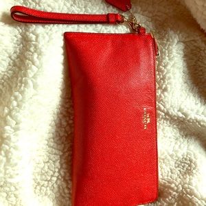 Red Coach Wrislet